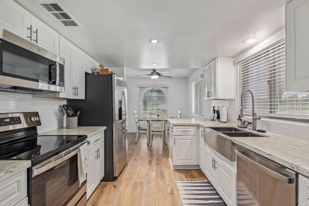 New Remodeled Home On Golf Course Mesa Extérieur photo